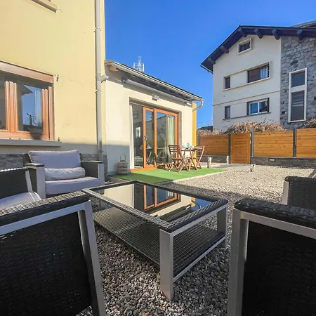Semesterbostad Bonita Casa. Gran Jardin. Con Wifi. *
