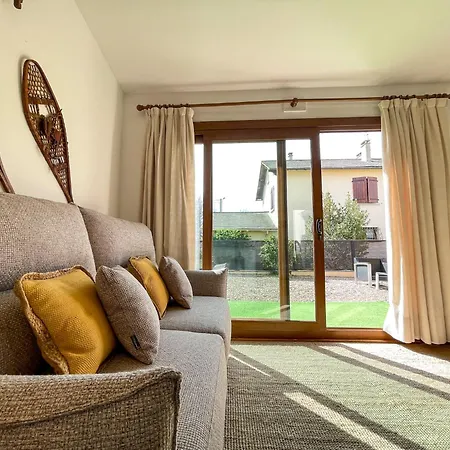 Bonita Casa. Gran Jardin. Con Wifi. Holiday home